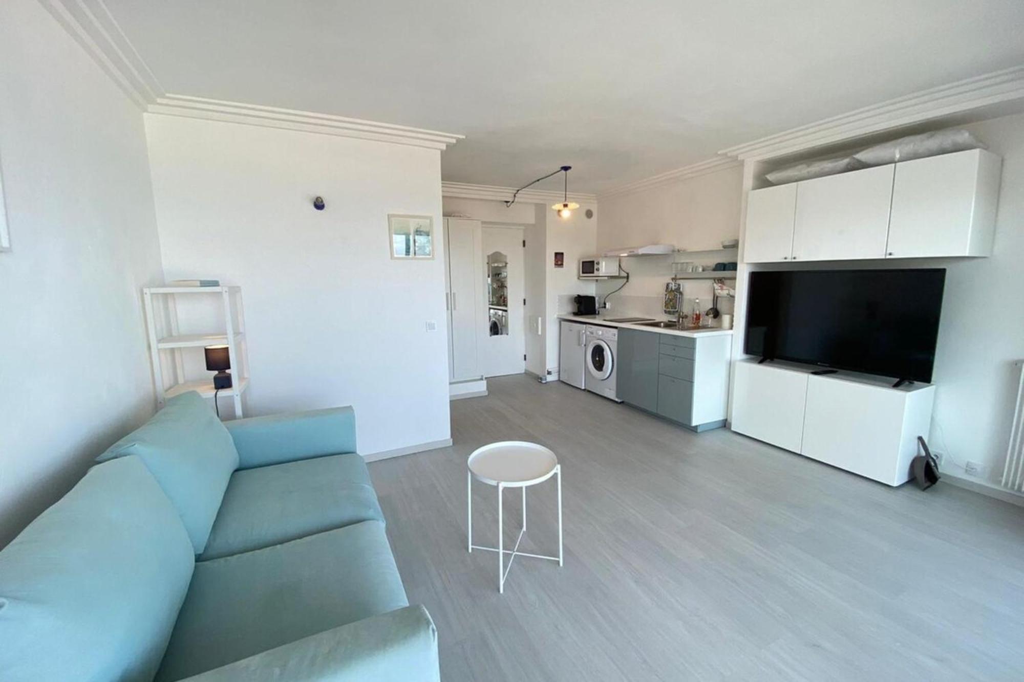 06At1 - Cosy Seaside Studio In An Ideal Location Antibes Eksteriør billede